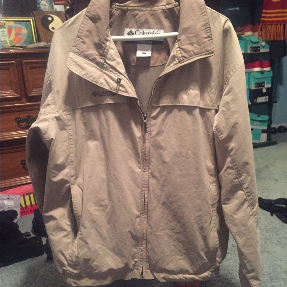 Men’s Size Large Columbia Windbreaker
